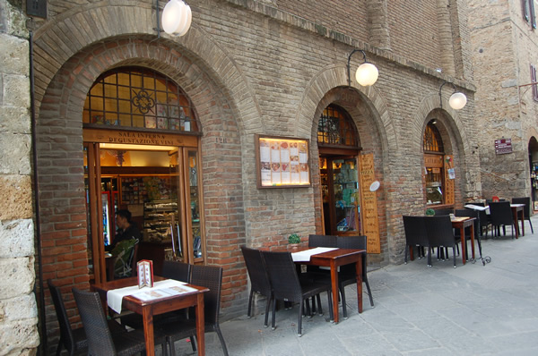 Caffe' Combattenti - Enoteca Corsi